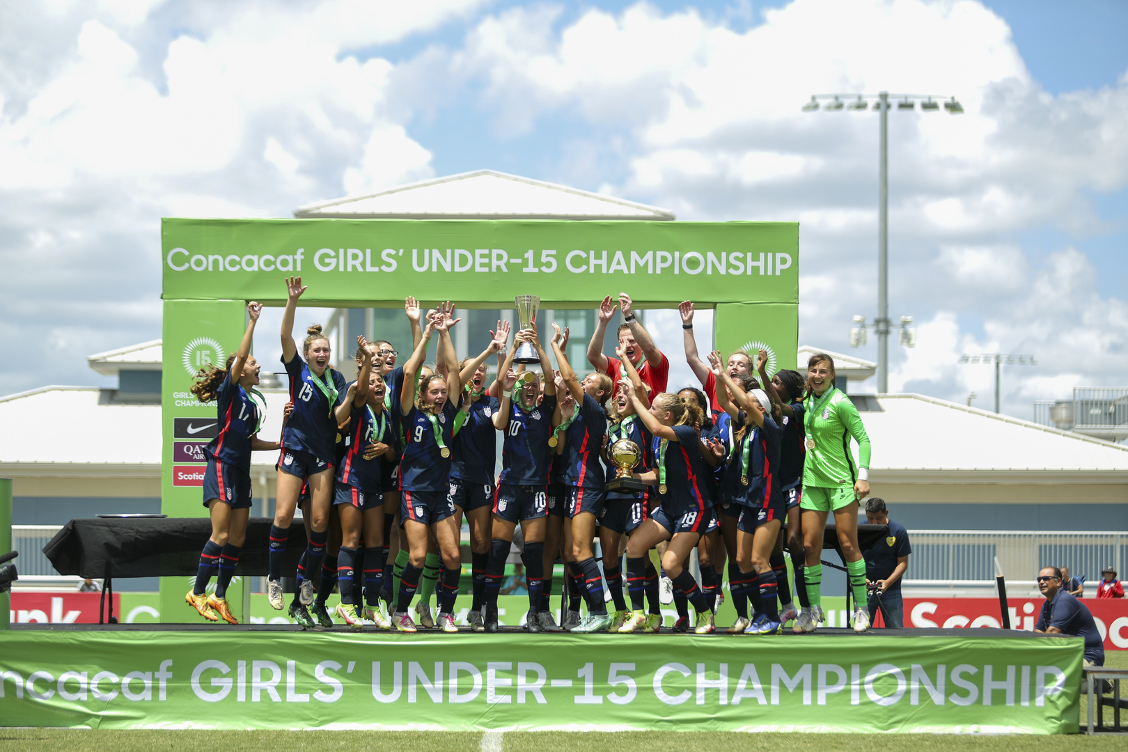 U.S. down Canada to win Girls' U15 Championship
