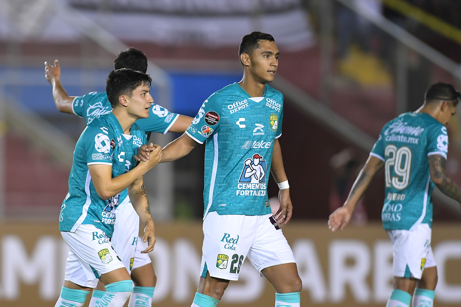 Moreno's strike holds up for Club Leon at Tauro