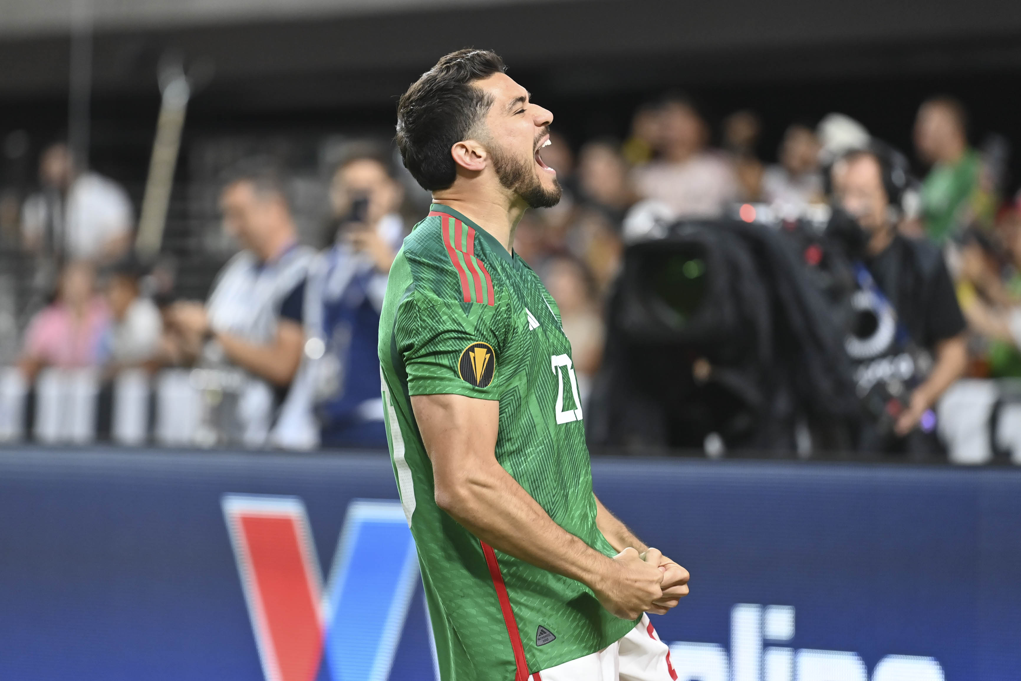 Goals and Highlights: El Salvador 1-1 Mexico in Central American