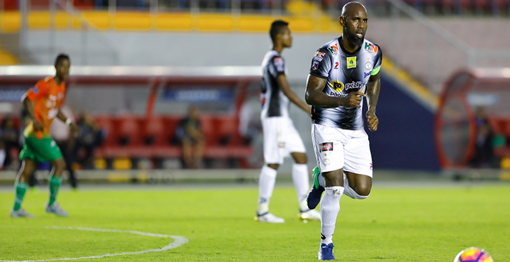 Panamá tiene tricampeón de liga: El Club Atlético Independiente se coronó  al golear al Tauro de Felipe Baloy - La Opinión