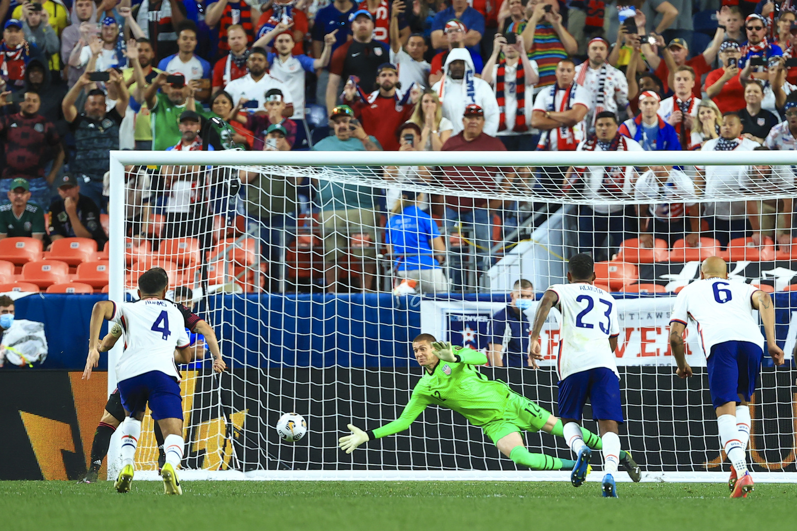 USMNT-Mexico Concacaf semifinal makes Twitter erupt – NBC Los Angeles