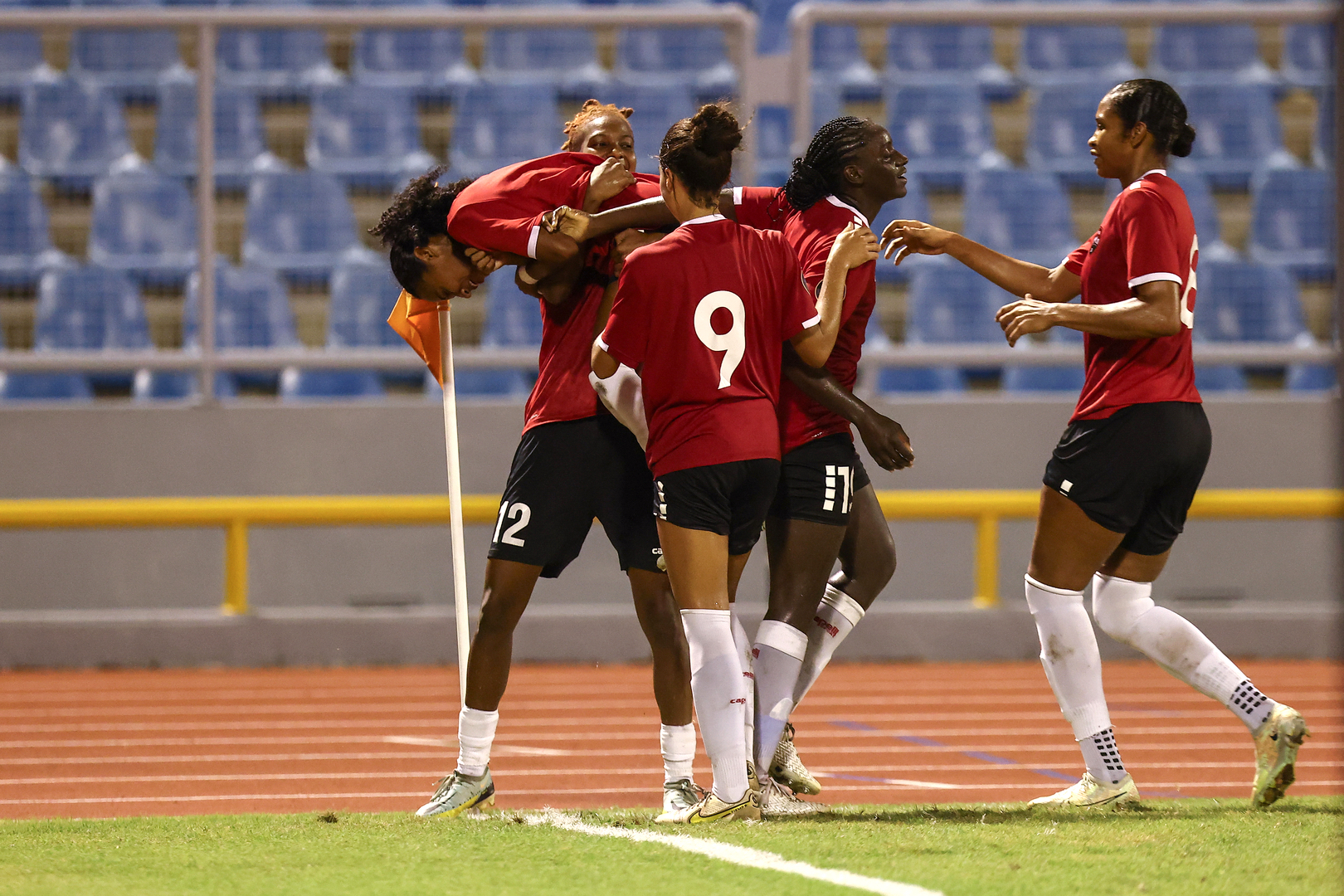 Trinidad y Tobago mira a las preliminares de la final contra México