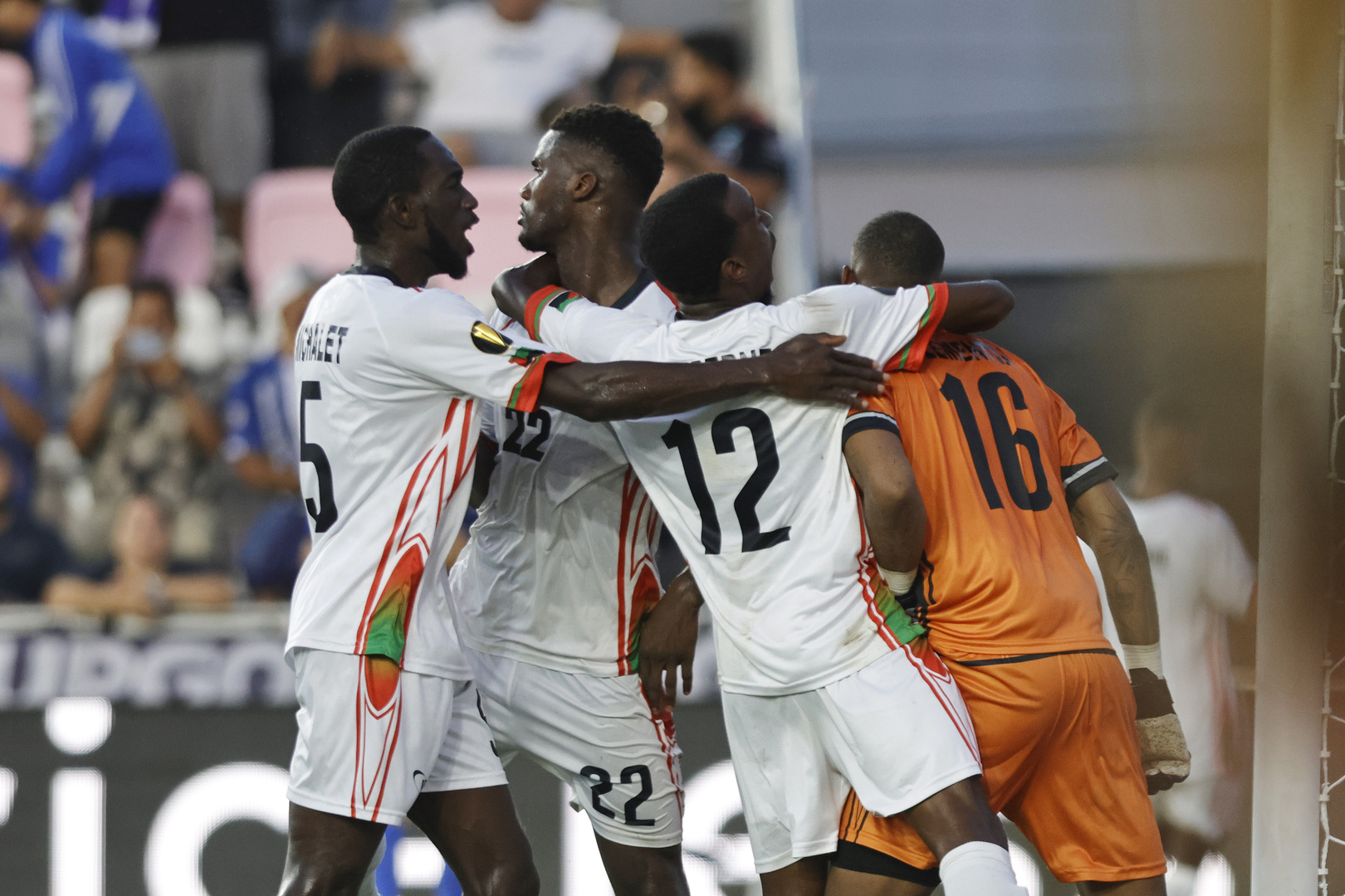 Florent Poulolo: “Esta es una gran victoria para Martinica”