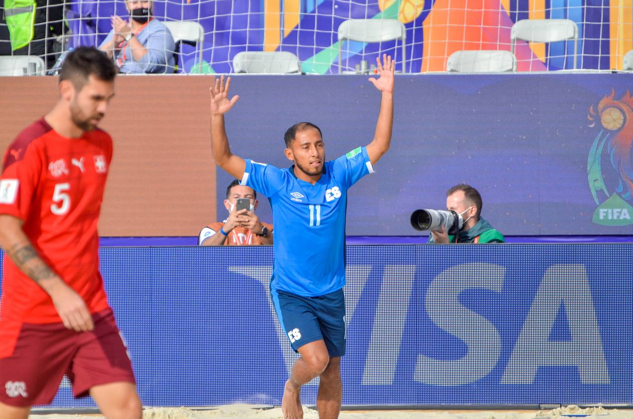 El Salvador se despide del Mundial de fútbol playa con una derrota ante